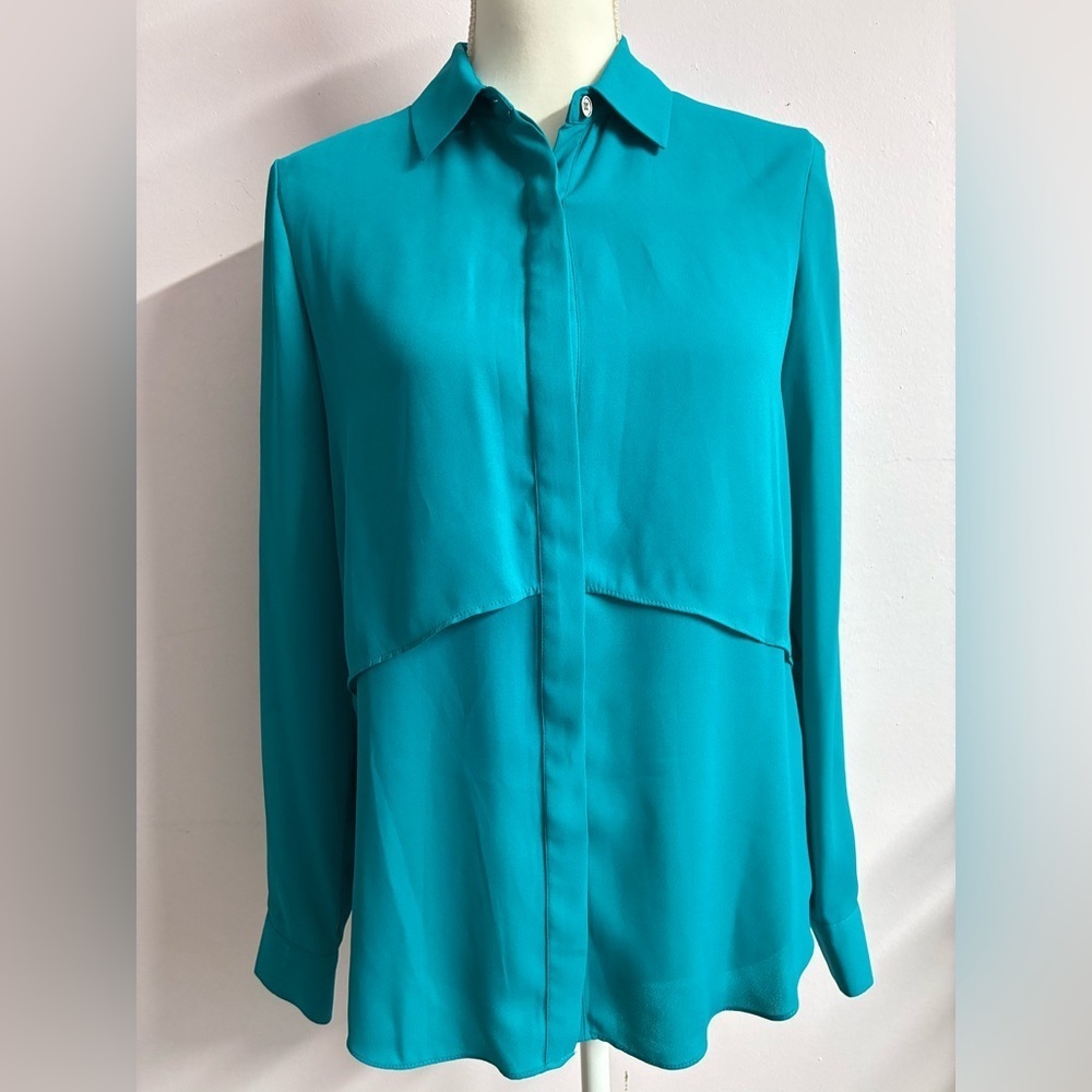 Vince Camuto Women’s Blouse, XS, Professional/Business, Teal, Front Button